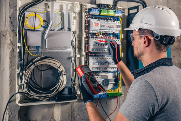 Best Emergency Electrical Repair  in Rochester, WI
